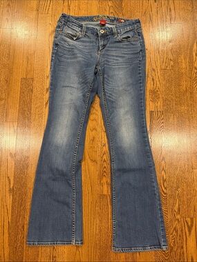 Arizona Jean Company Women’s curvy Bootcut Jeans - Blue size 7